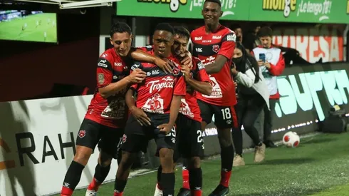 El jugador que Alajuelense le podría ceder a Puntarenas FC.