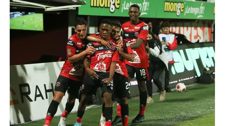 El jugador que Alajuelense le podría ceder a Puntarenas FC.