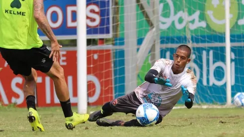 Miguel Ajú se ha consolidado en la portería manuda desde la final del torneo anterior (Miguel Ajú, Facebook)