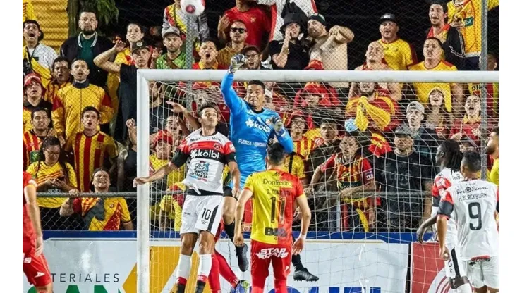 Herediano goleó a Alajuelense con marcador de 3 goles por 0 este sábado anterior (CSH)
