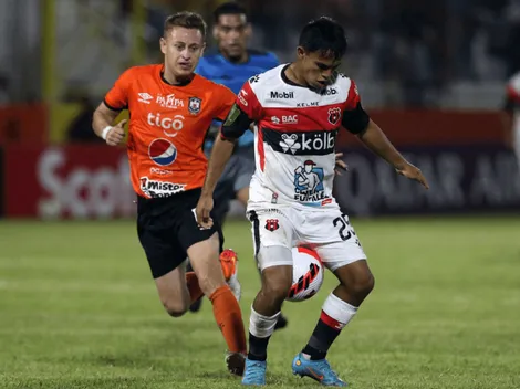 Alajuelense goleó 3-0 al CD Águila en La Cueva y avanzó a octavos de final