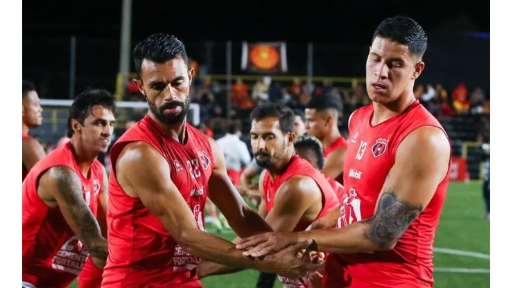 Alajuelense recibió una lluvia de memes tras ser goleado por Herediano