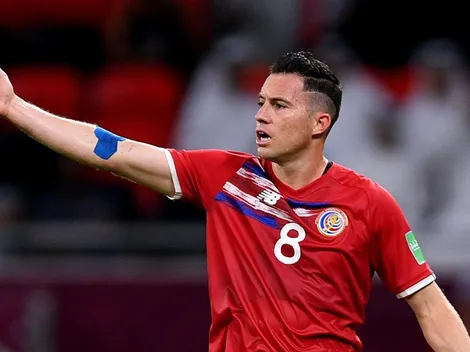 Oficial: Bryan Oviedo se integra a Saprissa pero bajo un inédito preacuerdo