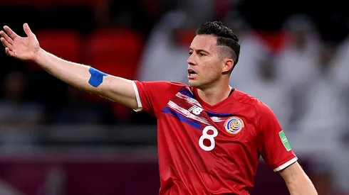 Oficial: Bryan Oviedo se integra a Saprissa pero bajo un inédito "preacuerdo".