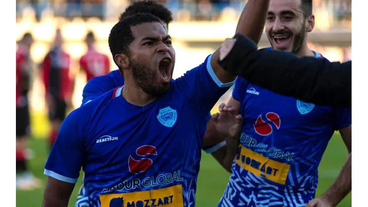 Freddy Álvarez juega la fase previa de la Champions League