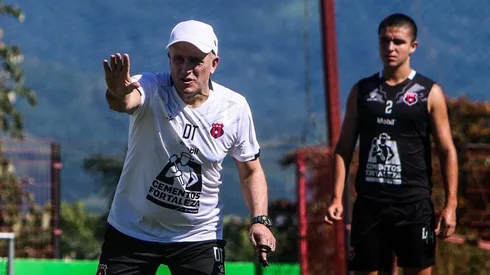 Fabián Coito envía mensaje al asumir una institución "tan prestigiosa" como Alajuelense.