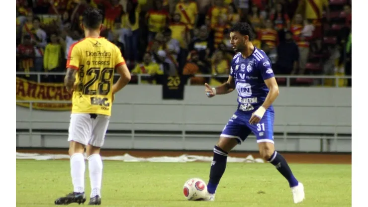 Michael Barrantes de Cartaginés fue sancionado con 3 juegos de castigo (Unafut)