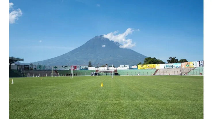 Guatemala tiene otro estadio autorizado por Concacaf