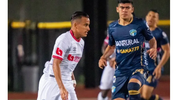 Olimpia y Comunicaciones empatan en juego amistoso