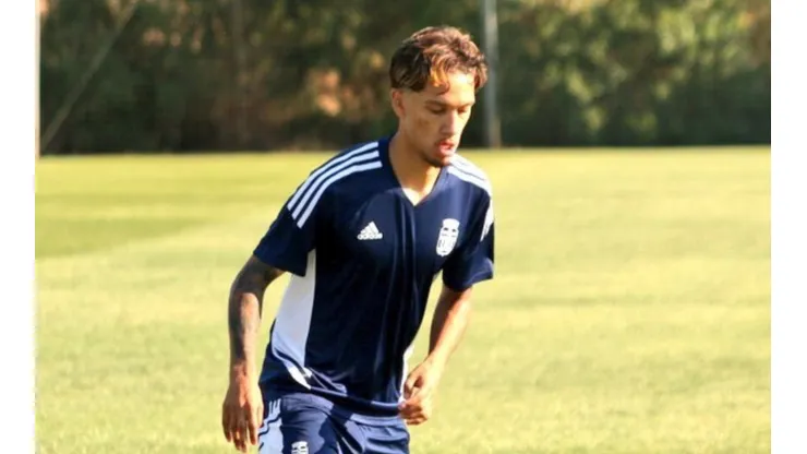 Enrico Dueñas se siente feliz de haber salido de Vitesse