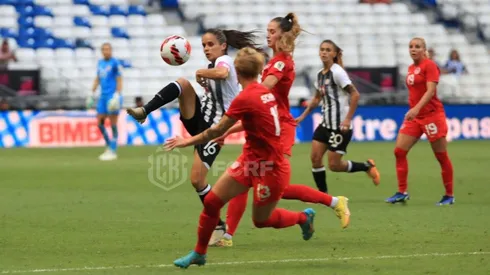Costa Rica cayó ante Canadá y enfrentará a Estados Unidos en semifinales del Premundial.