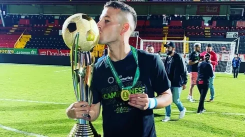 Giovanni Arturo Campos, campeón nacional con el Cartaginés (CSC)