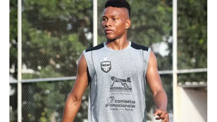Víctor Medina vuelve a la Liga Panameña de Fútbol