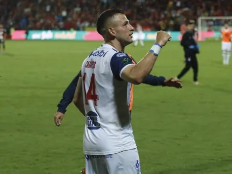 Aficionados de Alajuelense aplauden en su propio estadio a jugadores de Cartaginés [Video]