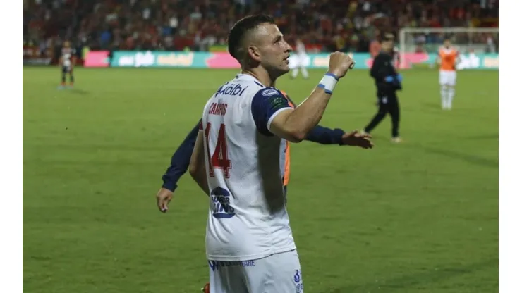 Arturo Campos, anotador del gol del triunfo brumoso en la Gran Final (CSC)