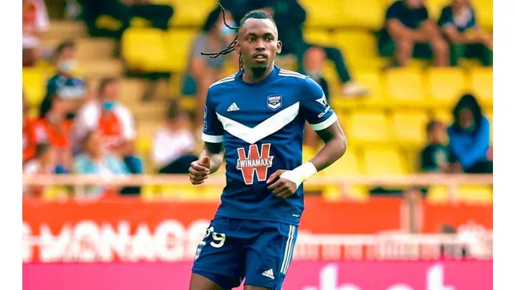 Federación de Francia ratifica descenso del Girondins de Alberth Elis a tercera división