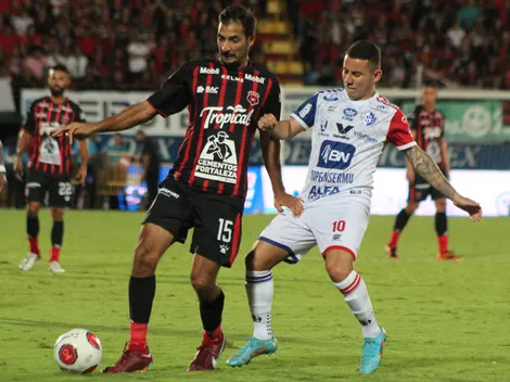 Cartaginés sacó pecho en casa y derrotó a Alajuelense en el último suspiro