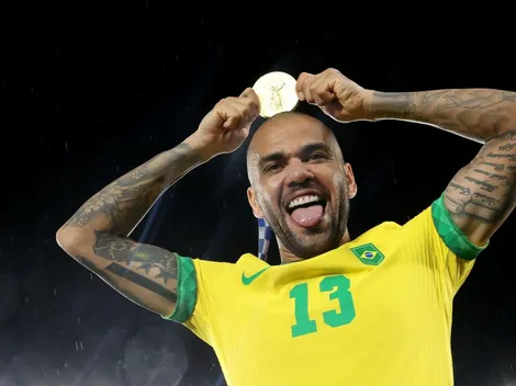 ¿Y si viene a Centroamérica? Dani Alves busca equipo por Instagram