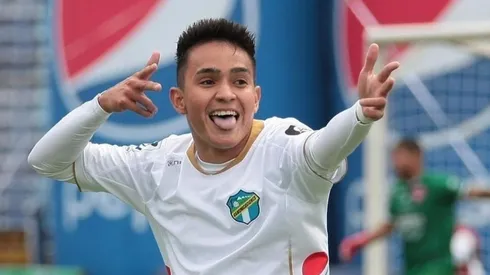 Oscar Santis seguirá en Comunicaciones