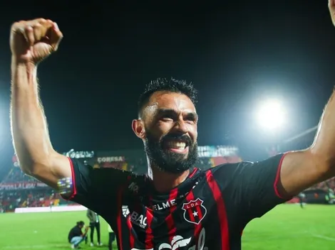 Felices pero sin triunfalismos: Las mesuradas declaraciones de Bryan Ruiz y Pipo González