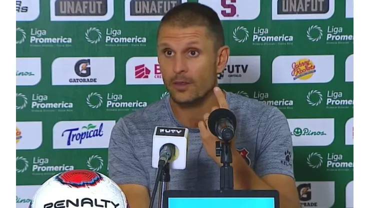 Albert Rudé, técnico de Alajuelense dice que el estadio Morera Soto pesará en el juego de vuelta ante Saprissa (FUTV)