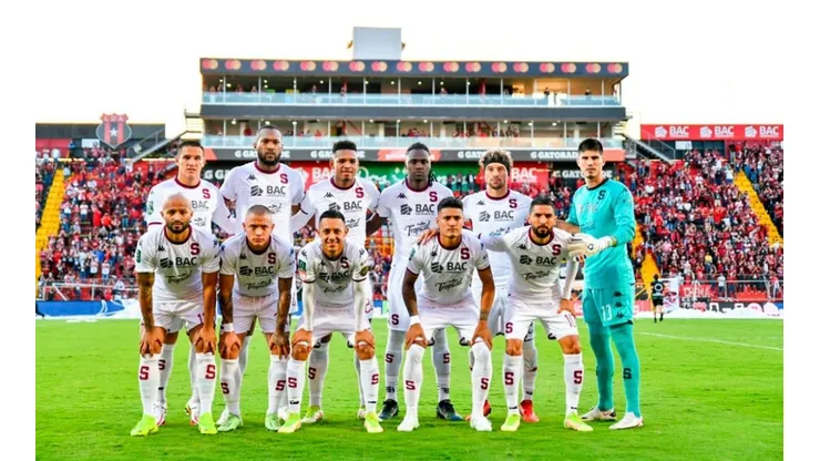 Saprissa en el Estadio Morera Soto de Alajuela (Saprissa)