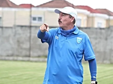 Rafael Loredo mandó al frente a sus jugadores tras la goleada ante El Salvador