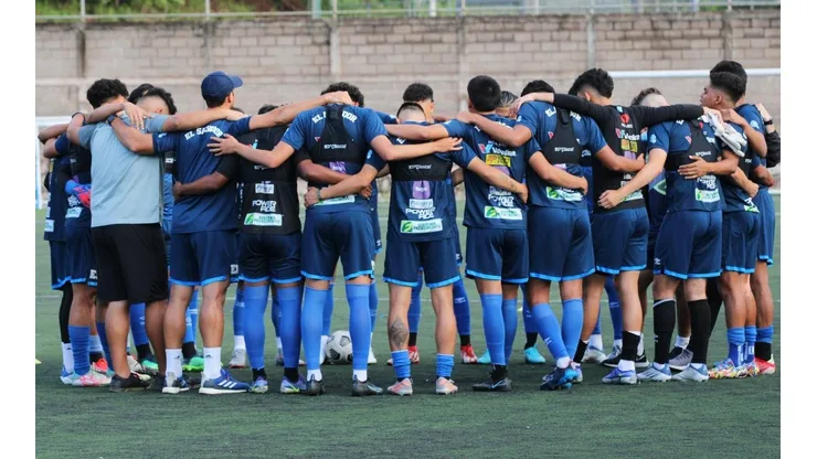 El Salvador Sub 20 denuncia a la Fesfut