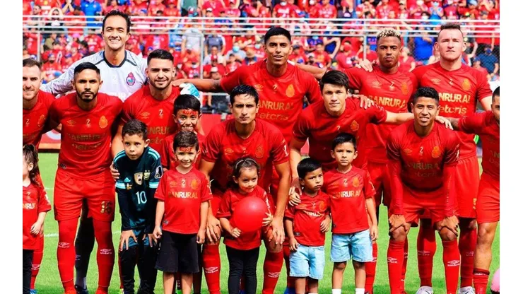 Municipal de Guatemala anuncia sus primeros fichajes y partidas