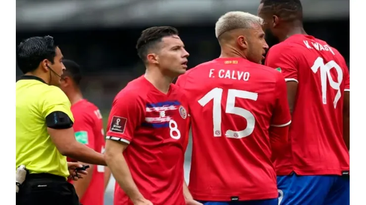 Bryan Oviedo le responde a quiénes dicen que Nueva Zelanda es un rival fácil para La Sele.