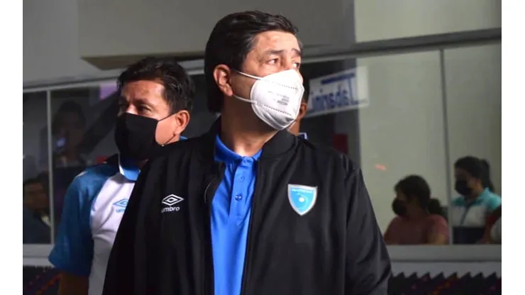 Luis Fernando Tena acepta que Guayana Francesa fue superior a Guatemala [VIDEO]