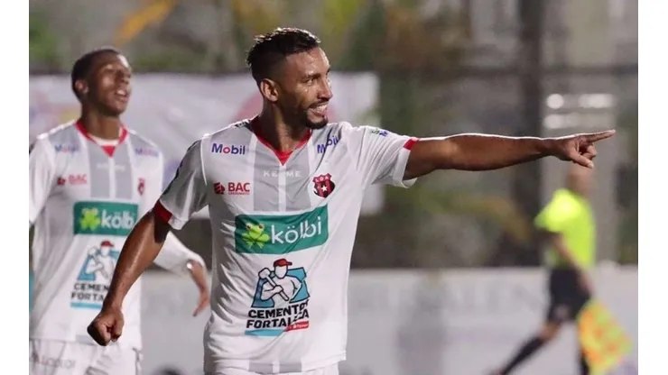 Marcel Hernández aún es ficha de Alajuelense (LDA)
