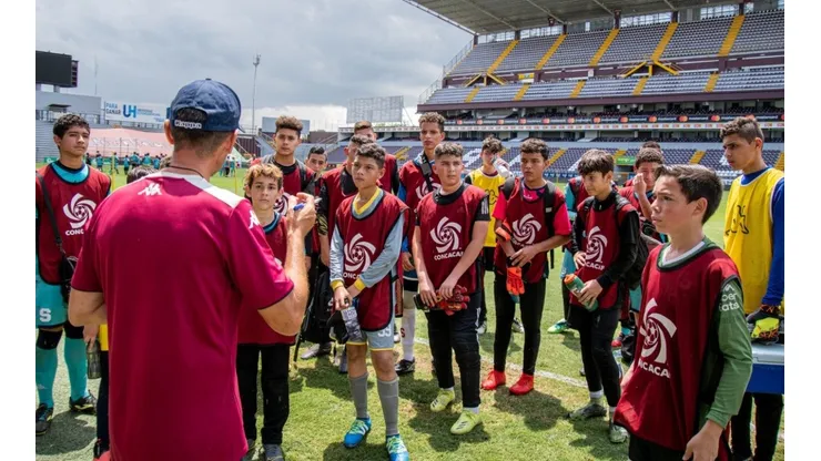 Chicos de todas las edades acudieron al llamado del Saprissa (Saprissa)