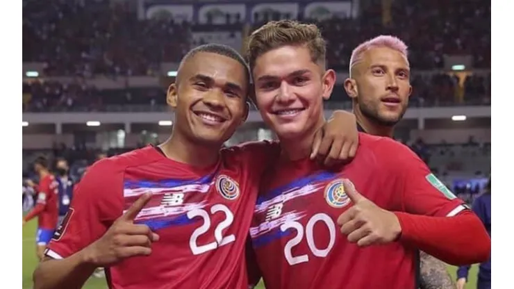 Ian Lawrence y Brandon Aguilera con la Selección Mayor (Fedefut CRC)