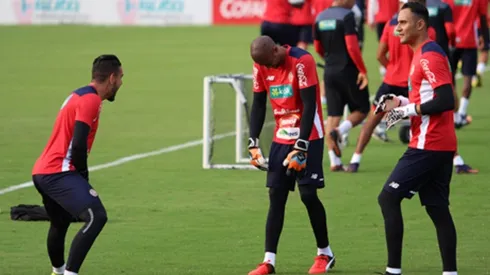 Patrick Pemberton entrenando con la Selección junto a Navas (Patrick Pemberton, Facebook)
