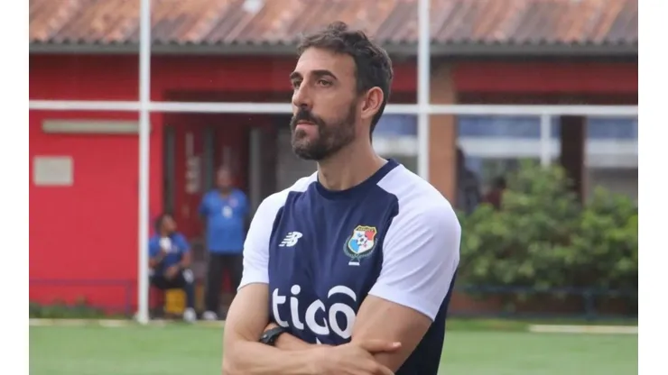 David Dóniga da su última conferencia antes del Torneo Maurice Revello