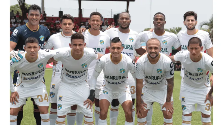 Comunicaciones podría sufrir dos bajas sensibles para la final contra Municipal.