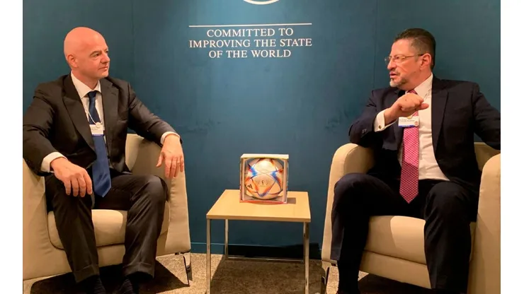 Presidente de Costa Rica, Rodrigo Chaves, se reunió con Gianni Infantino.