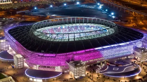 Estadio AHMED BIN ALI, Doha, Catar