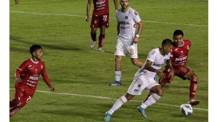 Comunicaciones clasifica a la final tras eliminar a Malacateco [VIDEO]