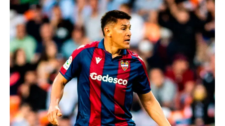 Óscar Duarte se despide del Levante y apunta a su cuarto club en Europa.
