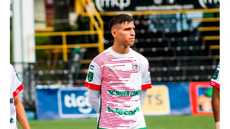 ¿Próximo legionario tico? Anthony Contreras tiene oferta de equipo de Portugal.