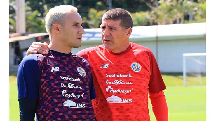 Keylor Navas reveló los dos guardametas que admira y que lo inspiraron en su carrera.