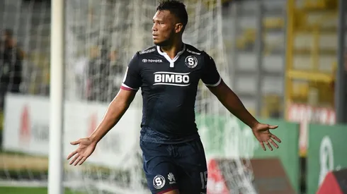 Rolando Blackburn no regresaría a Saprissa, según su agente