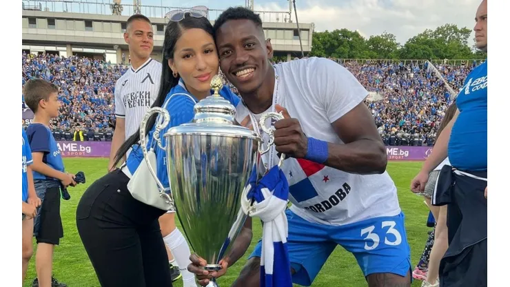 José Córdoba se corona campeón por primera vez en Levski