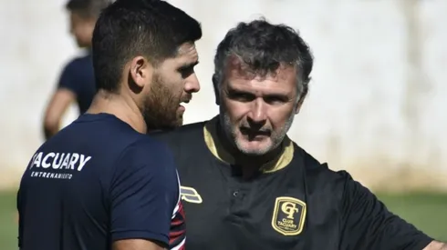 José Pinto tiene nuevo técnico en Paraguay