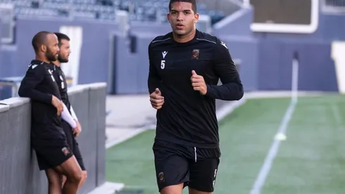 Amir Soto podría volver al extranjero