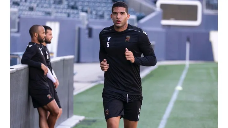 Amir Soto podría volver al extranjero