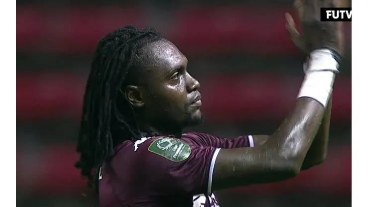 Aubrey David se iría al Alajuelense