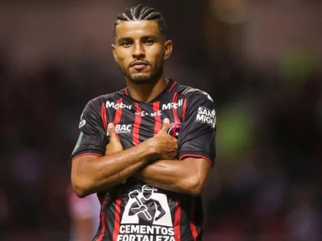 ¿Quiénes buscan desestabilizar a Alajuelense según Venegas?